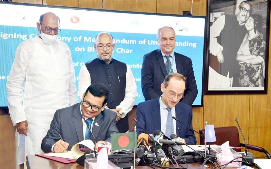 State Minister for Disaster Management and Relief Dr. Enamur Rahman, among others, at the MoU signing ceremony on the involvement of UN institutions in Bhasanchar at the conference room of the ministry on Saturday. NN photo