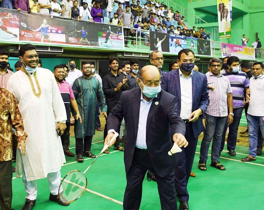 Industries Minister Nurul Majid Mahmud Humayun formally opens the Sheikh Russel Under-19 Badminton Competition at the Shaheed Tajuddin Ahmed Indoor Stadium in Dhaka on Wednesday.