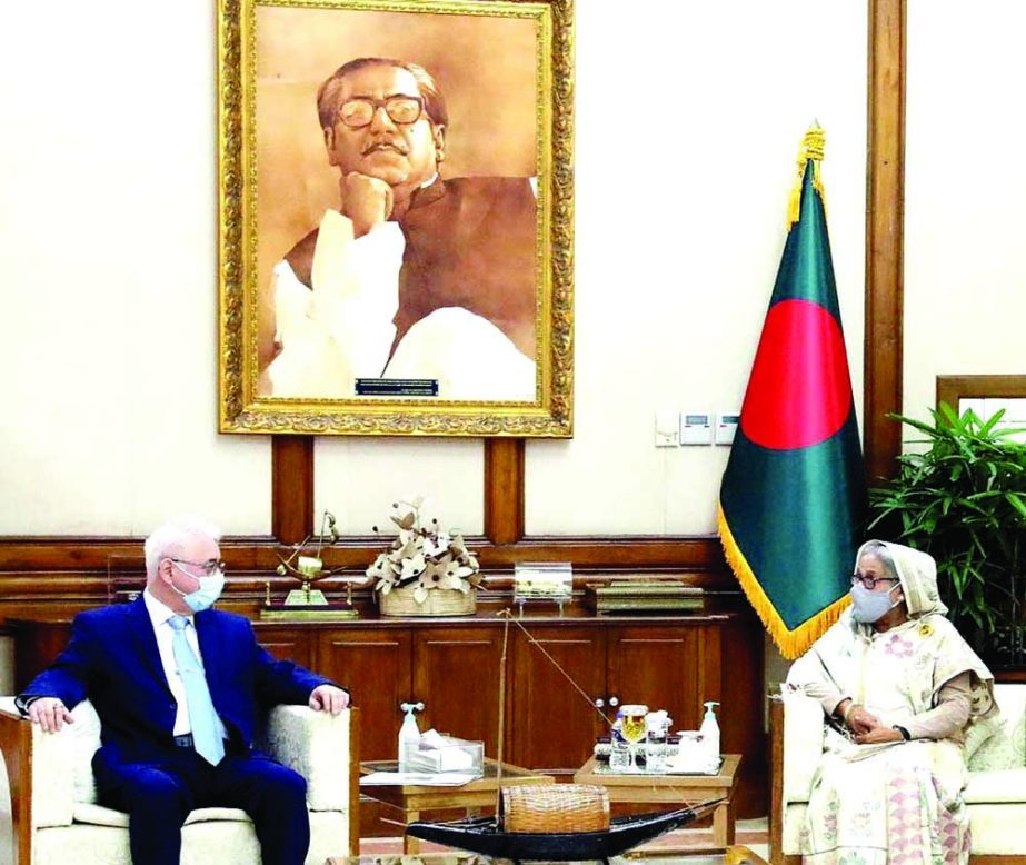 Newly-appointed Russian Ambassador to Bangladesh Alexander Vikentyevich Mantytskiy meets Prime Minister Sheikh Hasina at Ganobhaban on Wednesday. PID photo