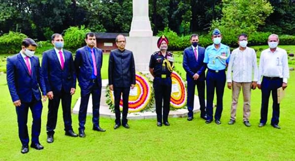 Representatives of the Indian High Commission, Dhaka and the Indian Assistant High Commissioner in Chittagong visit to Chattogram War Cemetery on Sunday and pay tribute to the Indian soldiers who died in battle for the Commonwealth in World War II.