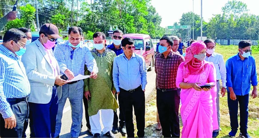 Bangladesh Land Port Authority Chairman Md Alamgir Hossain visited Ramgarh Land Port on Saturday. Other officials were also present at the time.