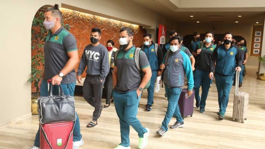 Pakistan cricket team players at a hotel in Dhaka after their arrival for three T20Is and two Tests match series on Saturday. NN photo