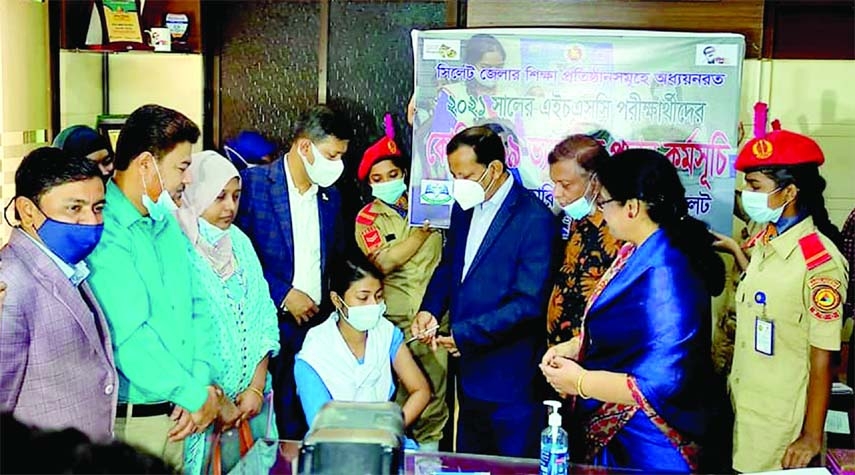 Sylhet: Deputy Commissioner M Kazi Emdadul Islam and SCC Mayor Ariful Haque Chowdhury inaugurate the Covid vaccination program for school students aged between 12 and 17 at the Sylhet Women's Government College campus on Wednesday.