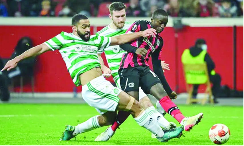 Celtic's Cameron Carter-Vickers (left) takes on Bayer Leverkusen's Moussa Diaby during their Europa League football match on Thursday.