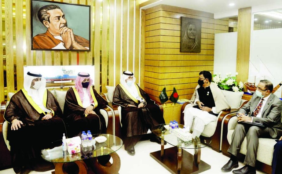 A delegation led by Transport and Logistic Services Minister of Saudi Arabia Engr. Saleh Nasser A. Al-Jasser calls on State Minister for Shipping Khalid Mahmud Chowdhury at the latter's office of the ministry on Monday. NN photo