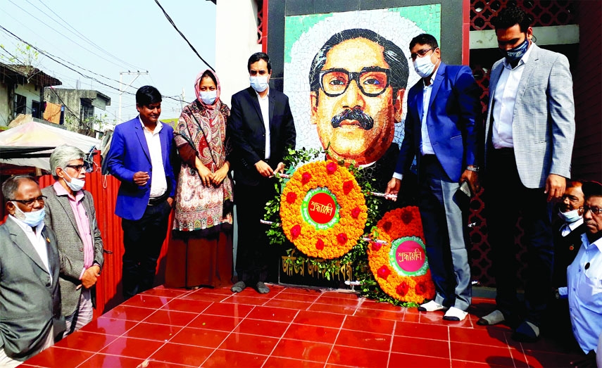 MIRZAPUR (Tangail): Officials of Upazila Administration, Mirzapur places wreaths at the monument of Bangabandhu Sheikh Mujibur Rahman on the occasion of the Mirzapur Free Day on Monday.