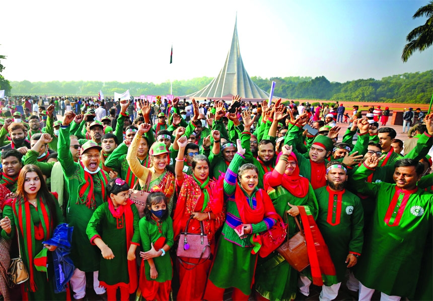 People flock to Savar Memorial on Thursday to pay tributes to the martyred freedom fighters on the occasion of 50 years of victory.