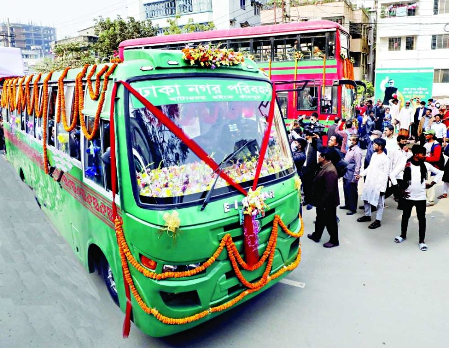 A bus of the Dhaka Nagar Paribahan decorated with flowers as the service was launched yesterday as part of Bus Route Rationalisation. NN photo