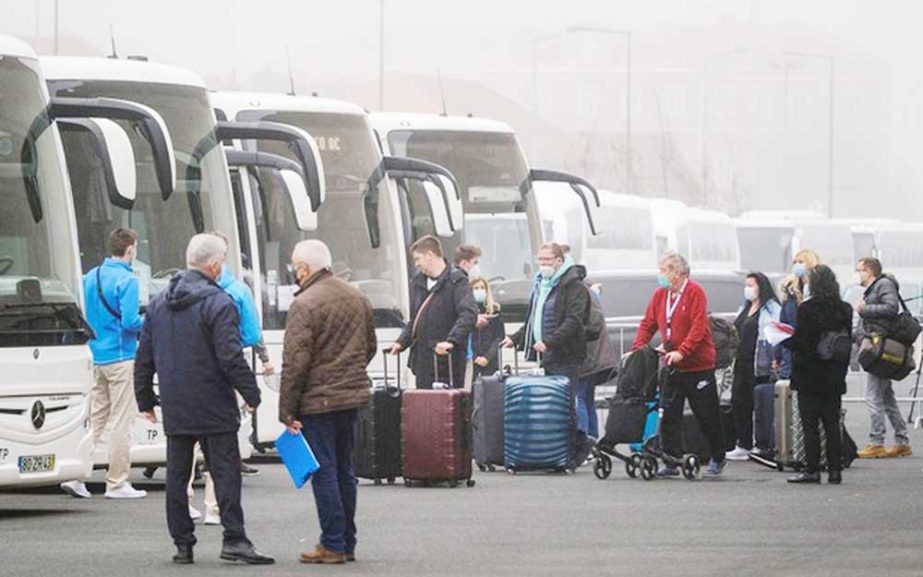 AIDAnova cruise passengers leave Lisbon's port due to an outbreak of the coronavirus among the cruise's crew in Lisbon, Portugal on Monday. Agency photo