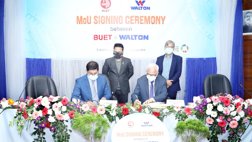 BUET's Vice-Chancellor Prof Dr Satya Prasad Majumder and Walton Digi-Tech Industries Limited Chairman S M Rezaul Alam sign a MoU at the Council Building of BUET on Tuesday.
