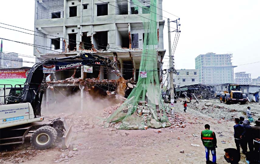 Dhaka North City Corporation evicted the illegal structures at Bosila of Mohammadpur in the capital on Sunday.