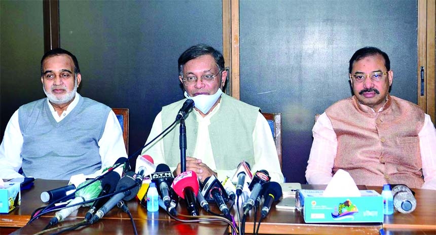 Information and Broadcasting Minister Dr. Hasan Mahmud exchanges views on contemporary issue with journalists at Chattogram Circuit House on Friday.
