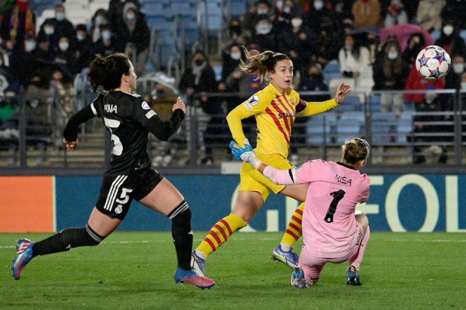 Barcelona's Alexia Putellas (center) makes it 3-1 in added time against Real Madrid during the UEFA Women's Champions League Quarter-Finals on Tuesday. Agency photo