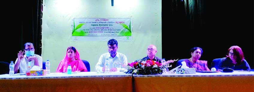 SRIMANGAL (Moulvibazar): Women and girls living in Srimangal Tea Garden participate in a conference in Mohsin Auditorium of Srimangal Pourashava organised by Breaking the Silence, a social organisation marking the International Women Day recently.