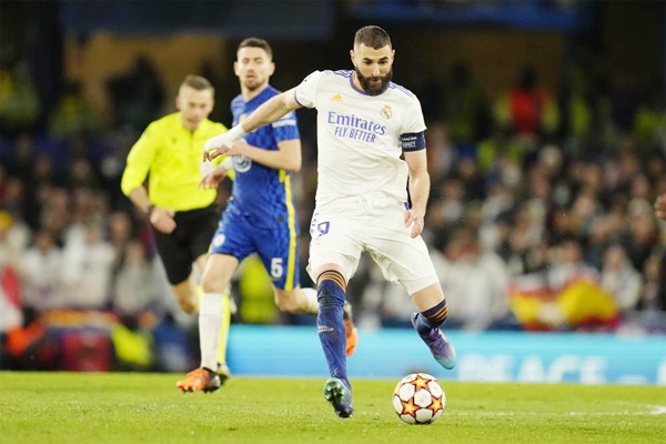 Real Madrid's Karim Benzema controls the ball during a Champions League, first-leg, quarterfinal soccer match between Chelsea and Real Madrid at Stamford Bridge stadium in London on Wednesday.