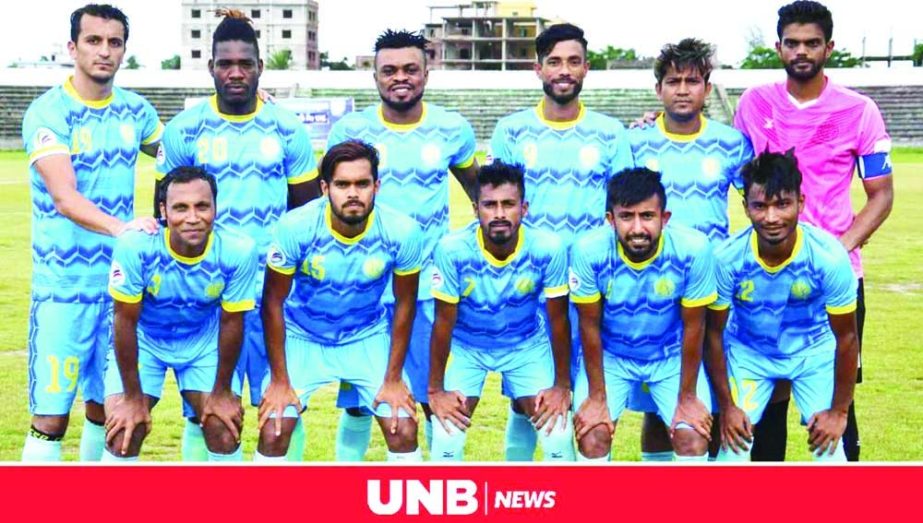 Players of Dhaka Abahani Limited pose for a photo session before their match recently. File photo