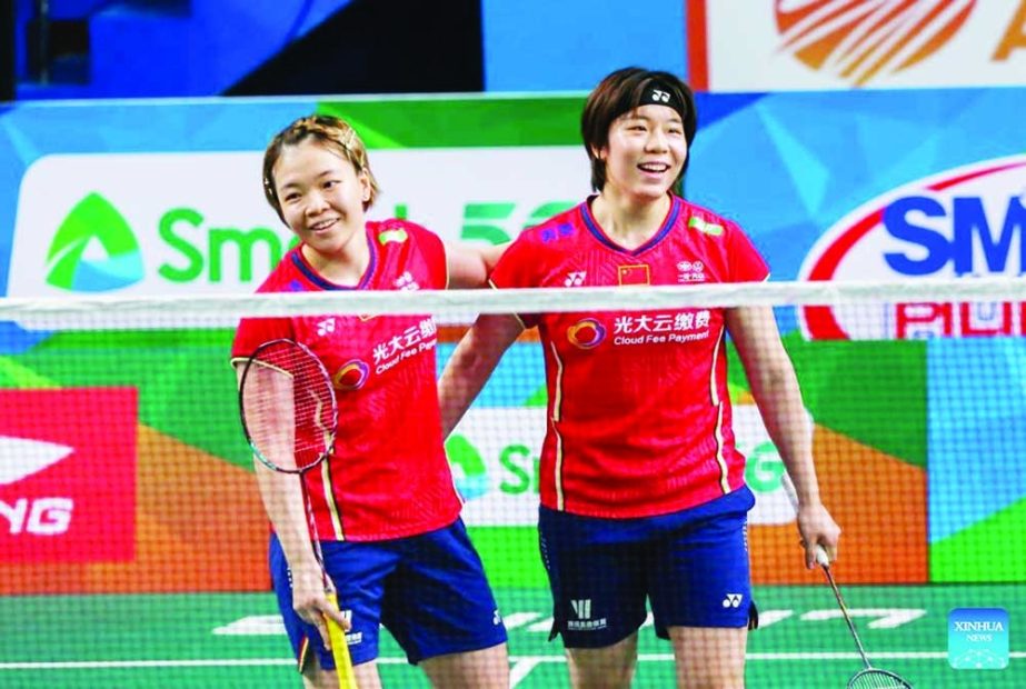 Chen Qingchen (left)Jia Yifan of China react during their women's doubles first round match against Jeong Na EunKim Hye Jeong of South Korea at the Badminton Asia Championships 2022 in Manila, the Philippines on Wednesday. Agency photo