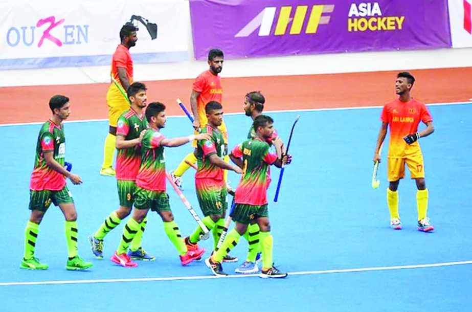 A view of the Group-B match of the Asian Games Hockey Qualifiers between Bangladesh and Sri Lanka at Bangkok, the capital city of Thailand on Tuesday. Agency photo