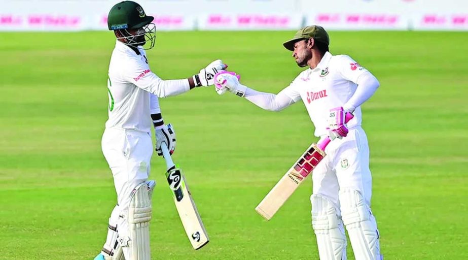 Mushfiqur Rahim (right) and Litton Das are unbeaten after Day 3 of the first Test against Sri Lanka at the Zahur Ahmed Chowdhury Stadium in Chattogram on Tuesday. Agency photo