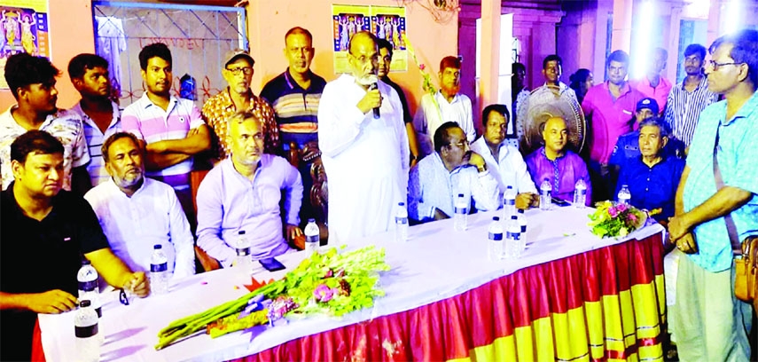 ISHWARDI (Pabna): Freedom Fighter Alhaj Nuruzzaman Biswas MP addresses at the traditional Thakurbari Satya Narayan Vigraha temple of Ishwardi on the occasion of the Mahanamayajna ceremony of Hindu community on Friday.