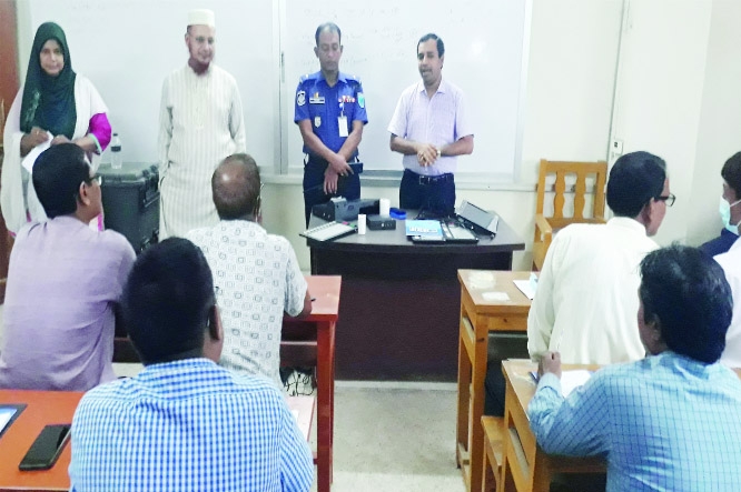 MIRZAPUR (Tangail ): Md Hazfizur Rahman, UNO speaks at the two day-long training workshop on Thursday of election system using EVM marking the Union Parishad Election of six Unions in Mizapur Upazila on June 15.
