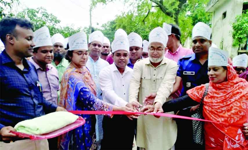 SAPAHAR (Naogaon): Alhaj Shahjahan Hossain Mondal, Chairman, Upazila Parishad inaugurates the tree day-long Agriculture Techno logy Fair at Sapahar Upazila Parishad premises as the Chief Guest on Tuesday.