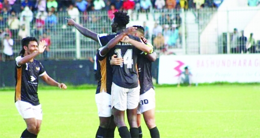 Players of Bashundhara Kings celebrate after scoring a goal against Chittagong Abahani Limited in their match of the TVS Bangladesh Premier League Football at Bhasha Sainik Dhirendranath Dutta Stadium in Cumilla on Thursday.
