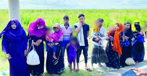 Police detains 16 rohingyas from the coastal area of Bangabandhu Sheikh Mujib Ecnomic Zone in Mirsarai on Friday when they (Rohingyas) fleeing to Kutupalong Rohingya Camp in Ukhiya with the help of brokers.