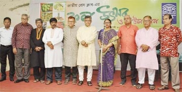 President of Jatiya Press Club Farida Yasmin speaks at a ceremony organized on the occasion of fruits festival by the club on Friday.