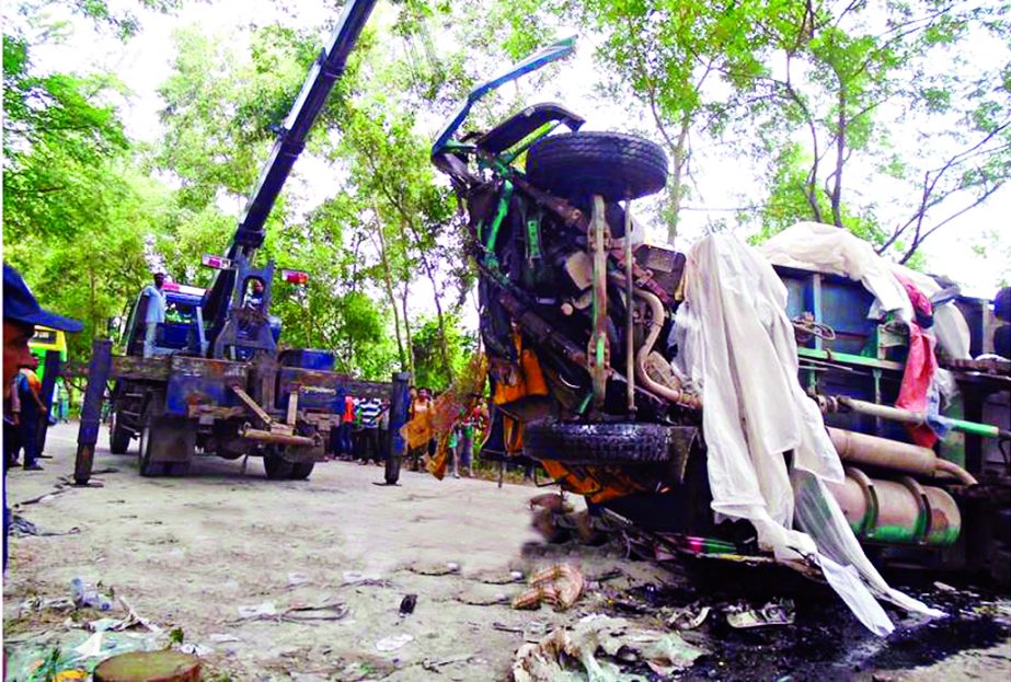 Six people were killed and twenty others injured in a bus-truck head-on collision in Kashiani Upazila of Gopalganj District on Saturday.