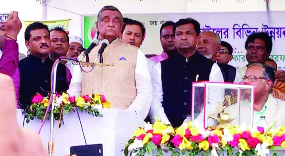 NANDAIL(Mymensingh): LGRD Minister Engineer Khondoker Musharraf addressing a public meeting at Nandail Chandipasha Government High School ground in recently.