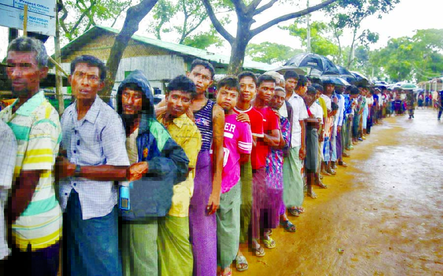 Kutupalong refugee camp on Thursday witnessed long queues of Rohingyas as the Bangladesh government has started recording their biometric data.