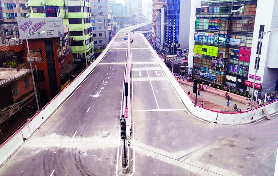 Mouchak-Maghbazar Flyover awaits inauguration as most of the works have been completed.