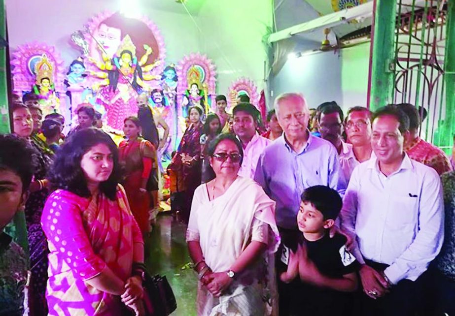 Attorney General Mahbubey Alam on Thursday visited 33 Durga Puja Mondops at Tongibari and Lohajong Upazilla of Munshiganj district.