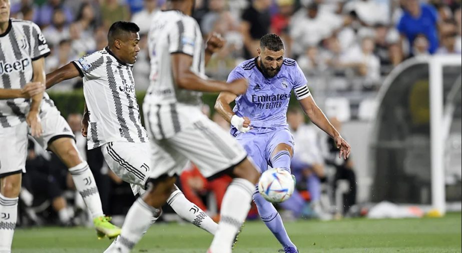Karim Benzema of Real Madrid takes a shot on goal against Juventus during their friendly soccer match at the Rose Bowl in Pasadena, California on Saturday. Agency photo