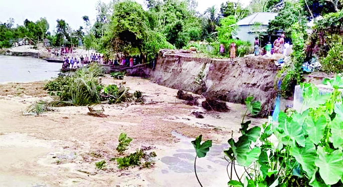 Vast areas of Kazipur and Enayetpur of Sirajganj district get eroded on Tuesday due to onrush of hilly water from upstream and heavy rainfalls. As a result, the local people passing their days with panic of erosion.