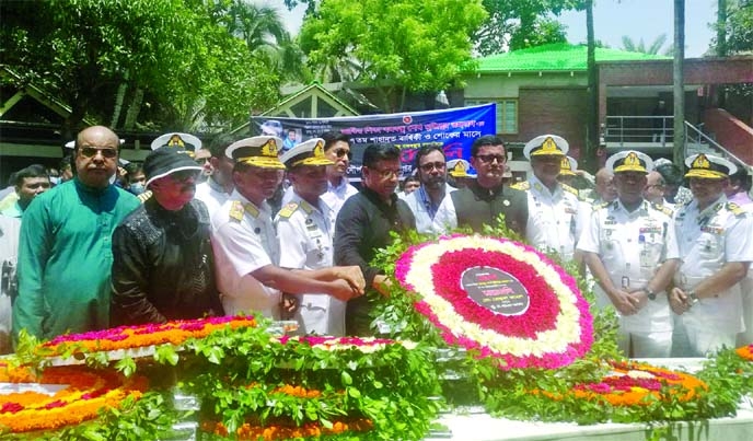 State Minister for Shipping Khalid Mahmud Chowdhury, among others, pays tributes to Bangabandhu by placing floral wreaths at the latter's mausoleum at Tungipara in Gopalganj on Friday marking the 47th martyrdom anniversary of Bangabandhu.