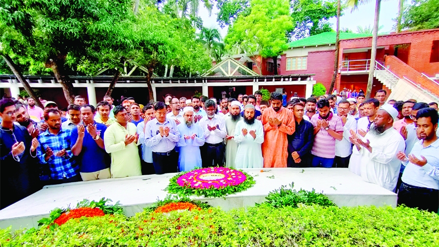 GOPALGANJ : Prof Dr. Md. Saiful Islam , VC of Khulna University of Engineering and Technology (KUET) along with others offer Munajat at the grave of Bangabandhu Sheikh Mujibur Rahman at Tungipara of Gopalgonj on Saturday.