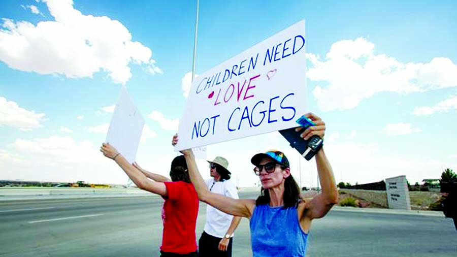 Reports of appalling conditions for child migrants led to protests in Texas Internet photo