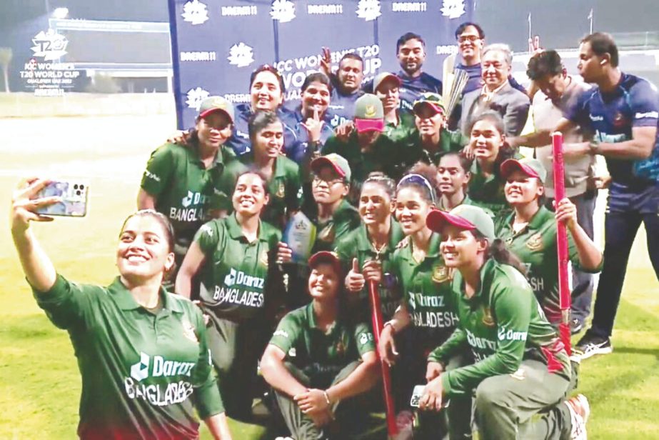 Members of Bangladesh Women's Cricket team taking selfie after becoming the unbeaten champions in the ICC T20 Women's World Cup Qualifier at Abu Dhabi on Sunday night. Agency photo