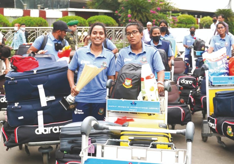 Members of Bangladesh T20 Women's Cricket team return to Dhaka from Abu Dhabi on Tuesday. Agency photo