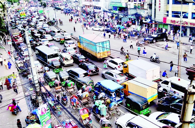 Thousands of vehicles got stuck in a huge traffic gridlock in city’s Nayapaltan area on Thursday.